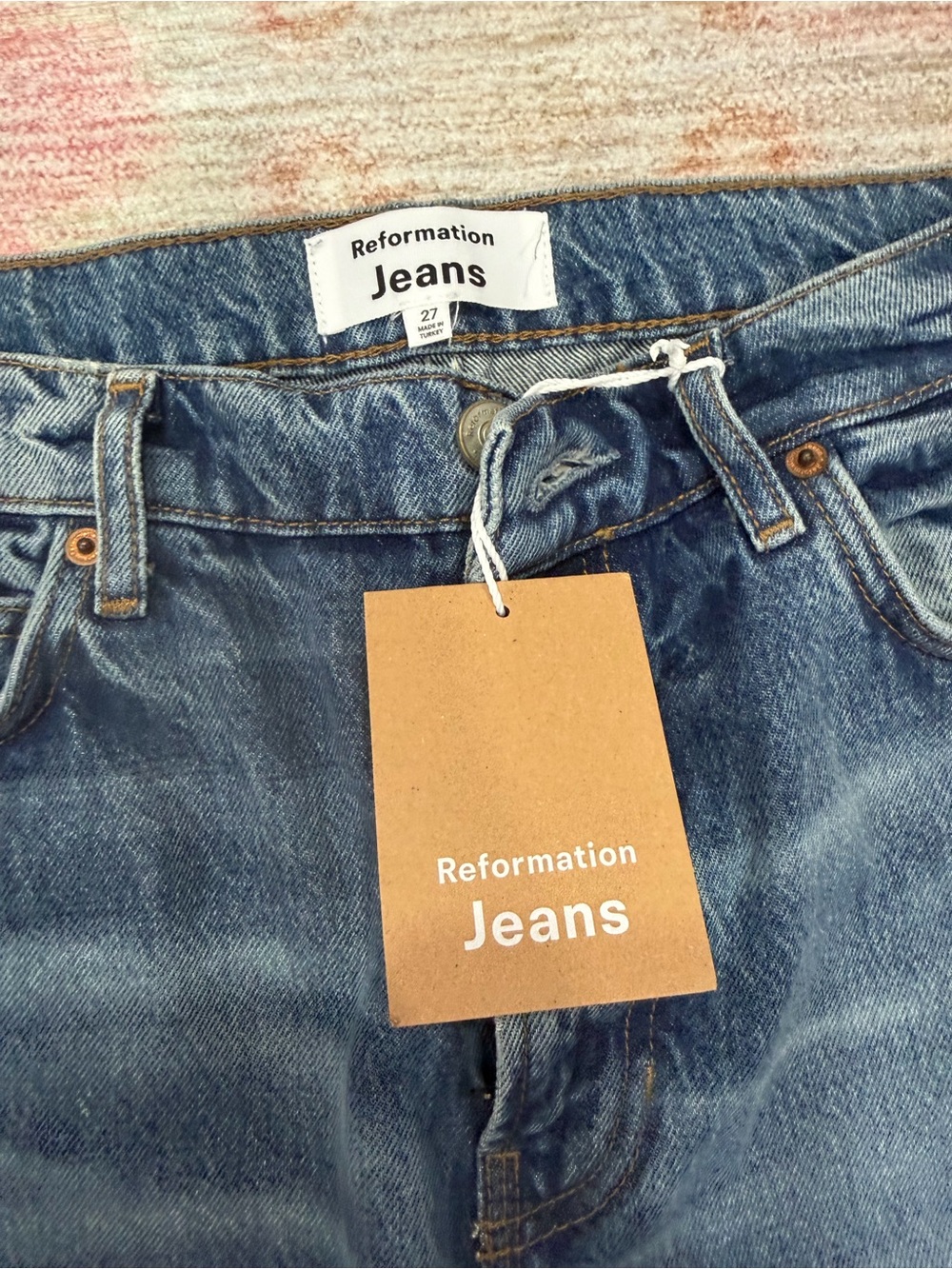 NWT Reformation Jeans in medium blue wash size 27 - Picture 5 of 11